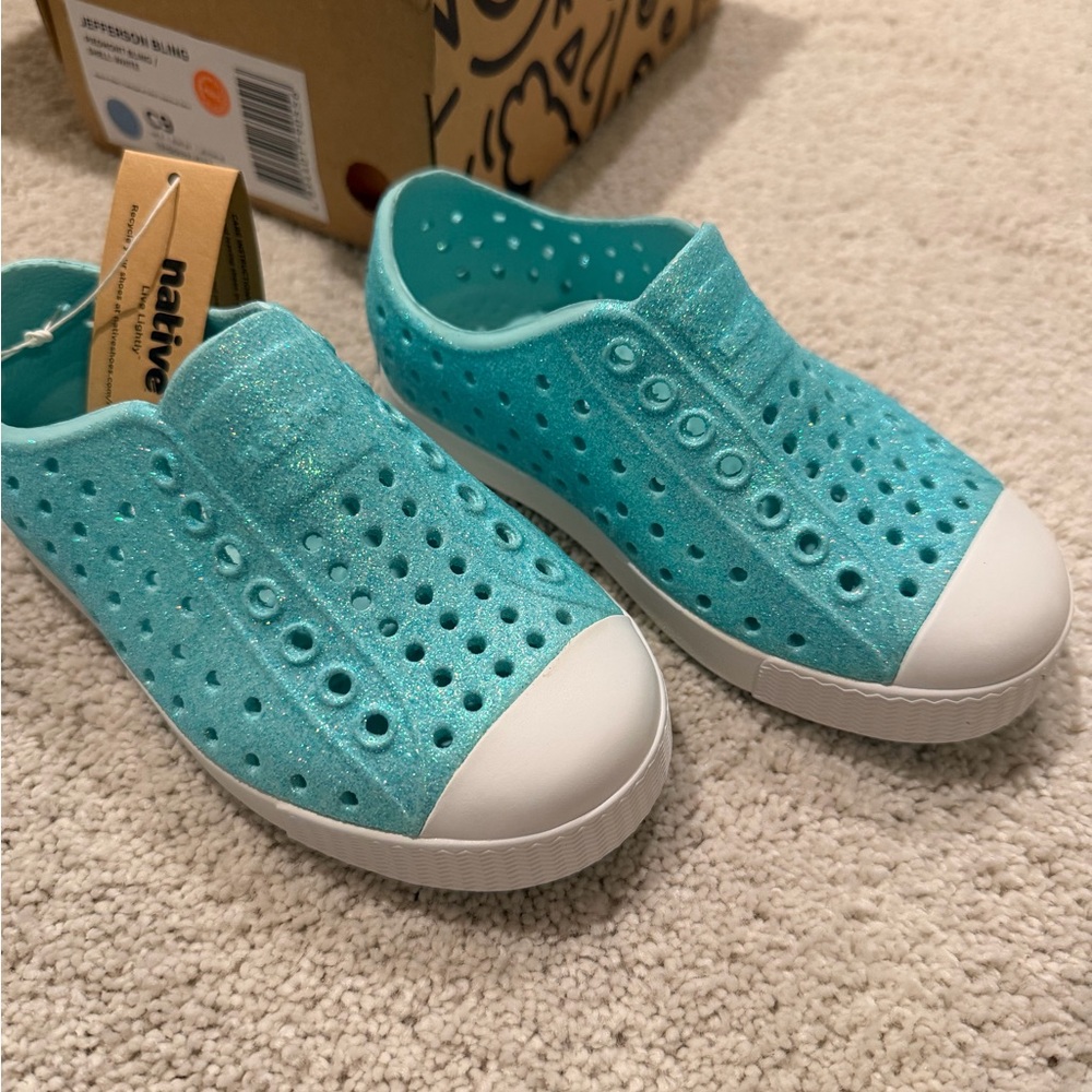 Native Kids Water Shoes in Turquoise Glitter
